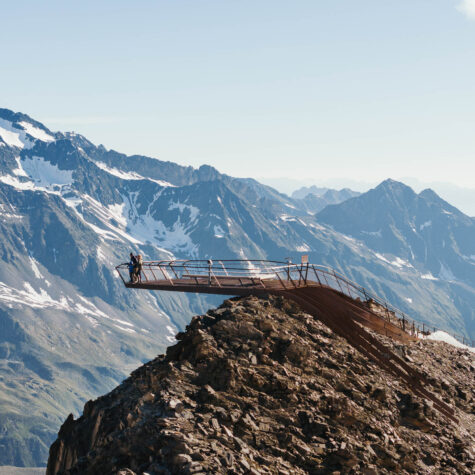 Gipfelplattform_Top_of_Tyrol_-c-_Andre_Schoenherr
